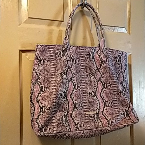 BCBGMaxAzria Handbags - BCBGMaxAzria pink snake skin like purse L tote